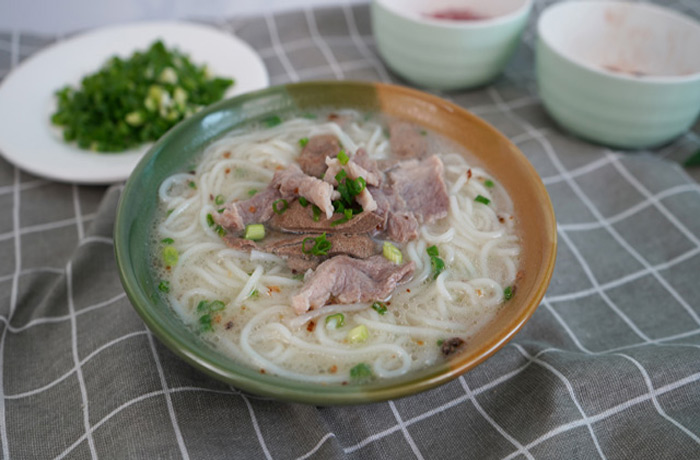 内丘原味汤粉王培训
